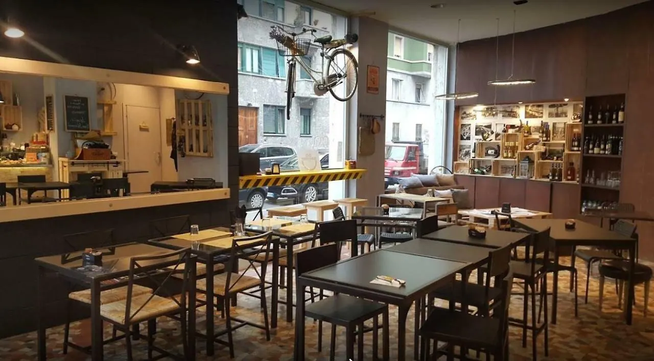 Appartamento Gray design suite in casa epoca Isola Garibaldi Milano Italia